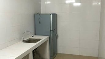 Cho thuê nhà ngõ Thịnh Hào 3, Đống Đa, 4 tầng, 3 phòng ngủ 3WC, có NT
