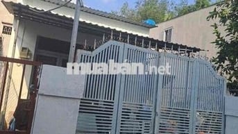 Cho thuê nhà nguyên căn hẻm Huỳnh Tấn Phát gần kho C nhà bè