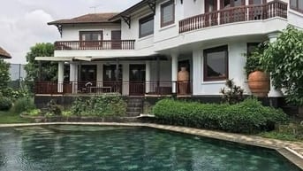CHO THUÊ VILLA SÂN VƯỜN 1000M2, GẦN VẠN PHÚC CITY, 6 PN+ HỒ BƠI, 80TR
