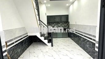 NHÀ ĐẸP Q4- HẺM 4m- 2 TẦNG- 18m2- SỔ RIÊNG- 2 TỶ NHỈNH 