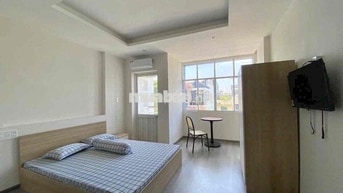 Khai Trương Căn Hộ Ban công và cửa sổ , Phạm Hùng F4 Q8 sát Aeon Mall