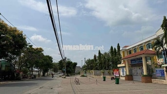 Bán đất Bà Điểm 4-Hóc Môn.DT:163,6m2,đường nhựa rộng 7m