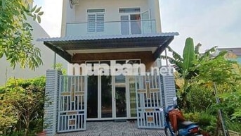Cho Thuê Nhà Trệt 2 Lầu Sân Thượng KDC Cửu Long, Cần Thơ