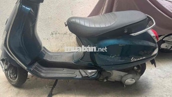 Piaggio Vespa màu Xanh