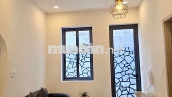CHO THUÊ CĂN HỘ 2 PHÒNG NGỦ CÓ BAN CÔNG VIEW ĐẸP FULL NỘI THẤT