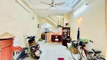 CHO THUÊ NHÀ NGÕ 219 ĐỊNH CÔNG THƯỢNG , 35M , 4 TẦNG , 3 PHÒNG NGỦ !