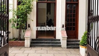 👉 Cho thuê tầng 1 ~90m2 – Ô tô vào tận nơi – Điện giá dân