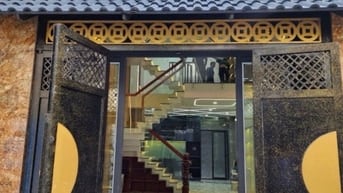 BÁN NHÀ GẦN LÊ VĂN QUỚI, HẺM XE HƠI, NHÀ 5 TẦNG MỚI Ở NGAY, NHỈNH 7 TỶ