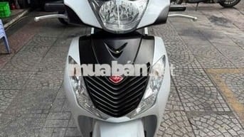 HONDA SH nhập Ý trắng sporty ODO 15895 zin chất xe