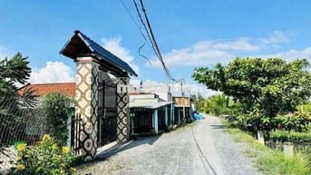 đất thổ vườn xây nhà vườn quá đẹp mặt kênh mát mẻ