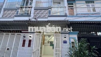 Cho thuê nhà hẻm ô tô 4PN Gần UBND Huyện nhà bè