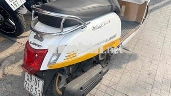 Tay ga Kymco Like