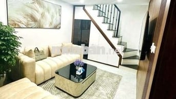 KIM MÃ NHỈNH 3 TỶ SỔ ĐỎ RIÊNG NHÀ 5T FULL NỘI THẤT NGÕ RỘNG ĐẸP