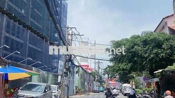 Giá: 1Tỷ750 - MT Hẻm Kinh Doanh – Lê Quang Định P11 – 3 TẦNG  Diện Tíc