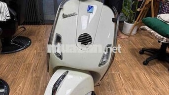 Piaggio Vespa 2012 Trắng