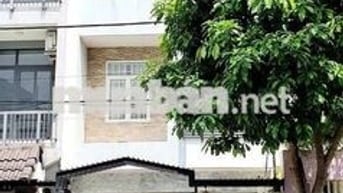 CẨN Bán GầP NHà PTTN  ĐưƠNG .DƯƠNG THị GIANG .DT 5X20 1 Trệt 3Lầu 5Pn