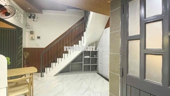 Cho Thuê Nhà Nguyên Căn - Đường Sư Vạn Hạnh - Mới Sẵn Nội Thất