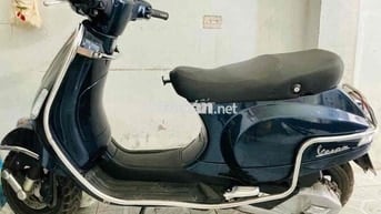 Piaggio Vespa màu Xanh đậm