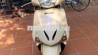 Honda Lead Vàng kem
