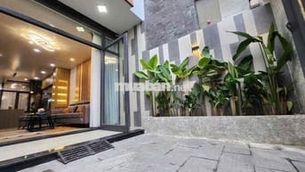 🦅🦅🦅 cần cho thuê gấp nhà hoà minh vitri gần biển