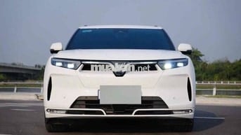 Xe điện Vinfast VF9 Plus 2025 Trắng