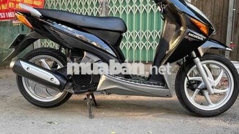 Honda Click màu Đen
