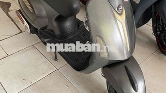 Piaggio Vespa 50 Xám Êm