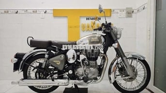 Royal Enfield Classic500 Chrome odo 15k. Royal 500