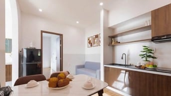 1 tỷ 96 hoàng văn thụ  49m2, có gác , vay 70% Sổ Hồng 