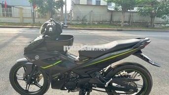 e cần ra con xe trên anh chị có thiện chí ib e
