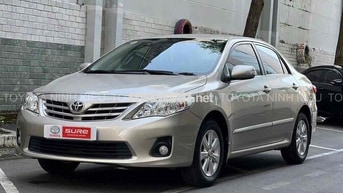 Toyota Altis 2012 1.8G Vàng cát