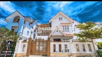 💎 Cho thuê Villa Sân Vườn  – Phường 2, trung tâm Đà Lạt 💎  📍 Vị trí: p