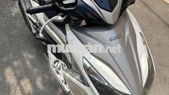 Honda Air Blade Trắng bạc