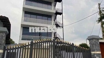 Mặt Tiền Đại Lộ Bình Dương Mới  gần Becamex tower có pccc ,thang máy