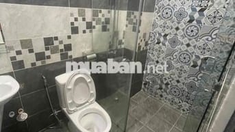 Bán nhà mặt tiền quận Phú Nhuận 7 lầu