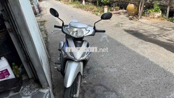 Honda Future 125 Bạc