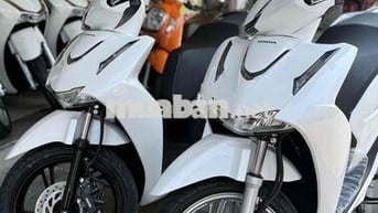 Honda SH màu Trắng Mới 100%