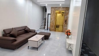 Tôi chính chủ,bán nhà 6 tầng,có thang máy.Ngõ 181,Trần Phú,Hà Đông.