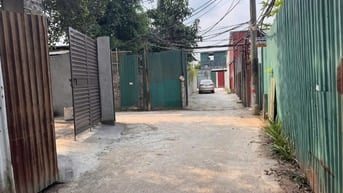 Cho thuê kho + nhà - 76 An Dương ~ 200m² Sân rộng, xe tải vào tận sân