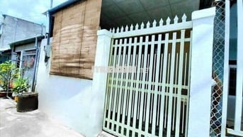 Nhà hẻm 90m2, 2 phòng ngủ, đường Kiên Thị Nhẫn,P.7, Trà Vinh