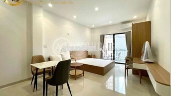 CĂN HỘ DỊCH VỤ STUDIO BAN CÔNG FULL NỘI THẤT NGAY EMART PHAN VĂN TRỊ