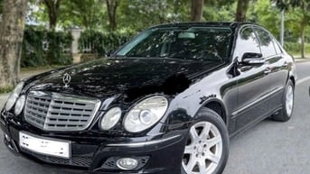 Chính chủ bán xe Mecerdes E280 7G Tronic màu đen