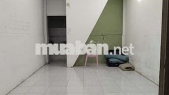 Bán nhà 2 Tầng hxh, vị trí đẹp kinh doanh ngay chợ Hồ Thị Kỷ