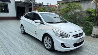 Hyundai Accent 2015 Trắng
