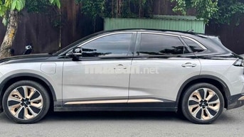 Xe điện VinFast VF 8 Bạc/Đen