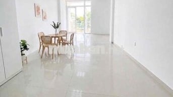 🔥 PHÒNG RỘNG 50m² – BANCON THOÁNG – FULL NỘI THẤT – KDC CONIC 🔥