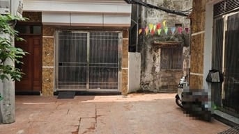 BÁN NHÀ ĐẸP Ở NGAY– XUÂN ĐỈNH - NGÕ NÔNG, GẦN  PHỐ 