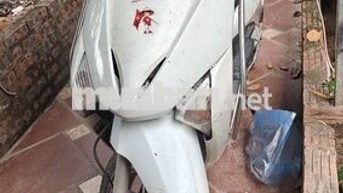 Honda Lead 110 Trắng