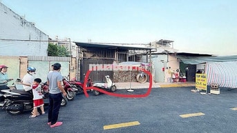 Bán nhà cạnh chung cư Thạnh Lộc 10.1 tỷ 201m2, sổ hồng, không cho thuê