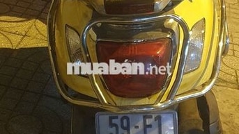 Xe máy Atina màu Vàng